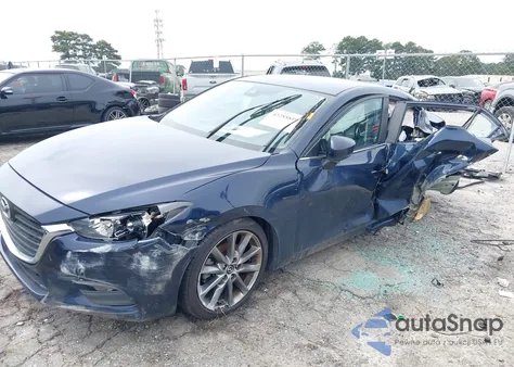 2018 Mazda Mazda3 Touring z USA, uszkodzony, nr VIN 3MZBN1V32JM230931